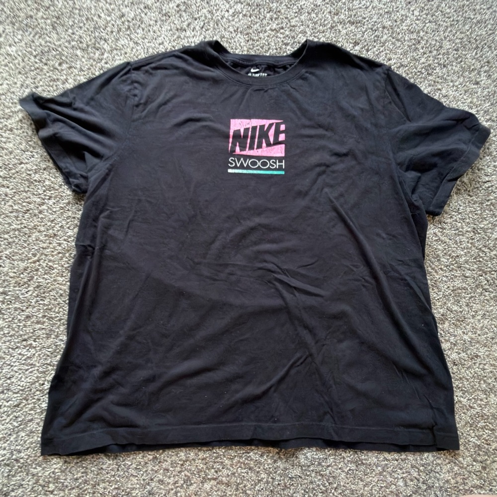Nike Black Short-Sleeve Swoosh Graphic Tee- XXL